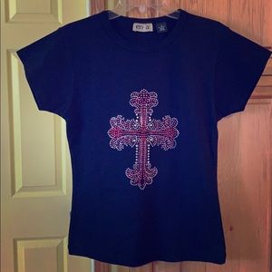Black T-shirt with gorgeous rhinestone cross